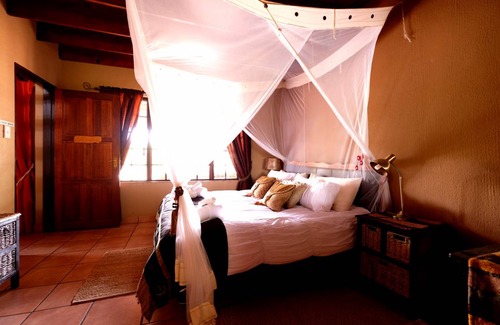 Marloth Park House | 450 m² House ∙ 6 bedrooms ∙ 12 guests