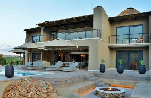 Ledig Hotel | 460 m² Hotel ∙ 4 bedrooms ∙ 10 guests