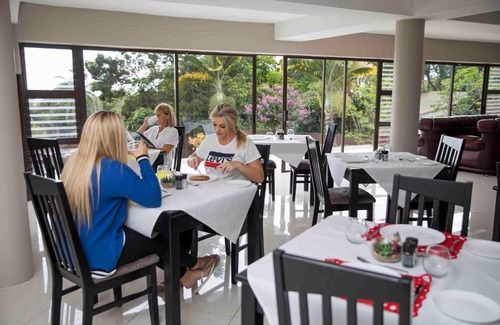 Amanzimtoti Bed & Breakfast | 48 m² Bed and breakfast ∙ 2 guests