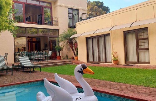 Claremont Bed & Breakfast | 48 m² Bed and breakfast ∙ 127 guests