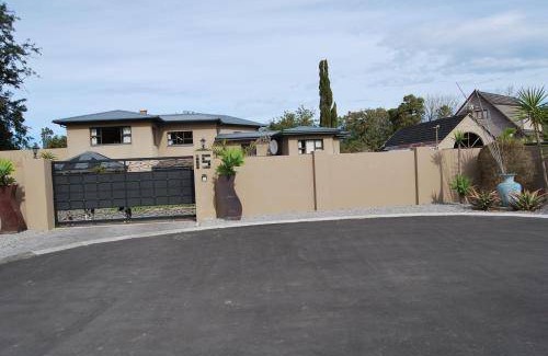 George Bed & Breakfast | 49 m² Bed and breakfast ∙ 2 bedrooms ∙ 5 guests