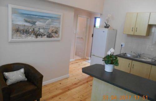Summerstrand Bed & Breakfast | 49 m² Bed and breakfast ∙ 4 guests