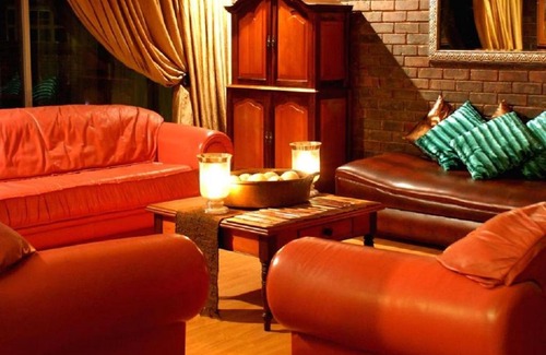 Greater Johannesburg Metropolitan Area House | 5 Crown Guesthouse