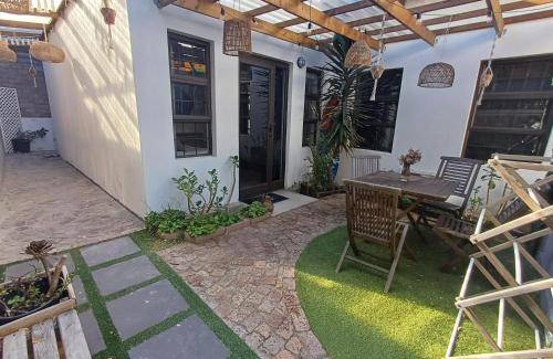 West Beach Bed & Breakfast | 50 m² Bed and breakfast ∙ 3 guests