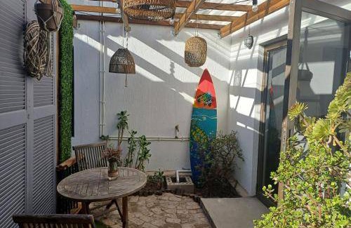West Beach Bed & Breakfast | 50 m² Bed and breakfast ∙ 3 guests