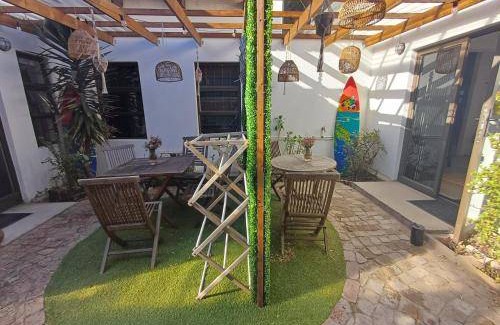 West Beach Bed & Breakfast | 50 m² Bed and breakfast ∙ 3 guests