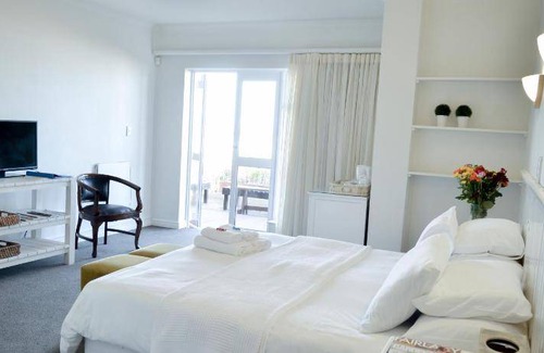 Wilderness Beach Bed & Breakfast | 50 m² Bed and breakfast ∙ 4 guests
