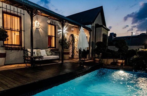 Greater Johannesburg Metropolitan Area Bed & Breakfast | 50 m² Bed and breakfast ∙ 4 guests