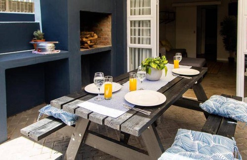 Strand Bed & Breakfast | 50 m² Bed and breakfast ∙ 127 guests