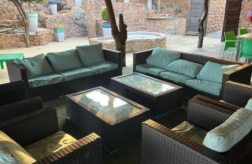 Bela-Bela Cabin | 50 m² Lodge ∙ 4 bedrooms ∙ 14 guests