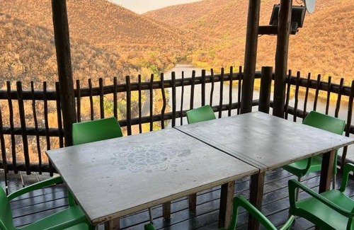 Bela-Bela Cabin | 50 m² Lodge ∙ 4 bedrooms ∙ 14 guests