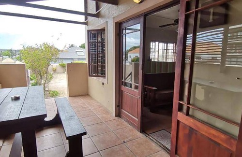 Gansbaai Cabin | 50 m² Lodge ∙ 2 bedrooms ∙ 4 guests