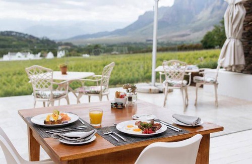 Cape Winelands Cabin | 50 m² Lodge ∙ 3 guests