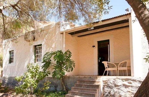 Oudtshoorn Apartment | 50 m² Serviced apartment ∙ 6 guests