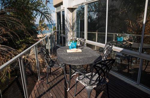 Margate Beach Apartment | 500 m² Apartment ∙ 4 bedrooms ∙ 10 guests