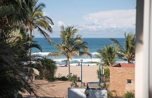 Margate Beach Apartment | 500 m² Apartment ∙ 4 bedrooms ∙ 10 guests