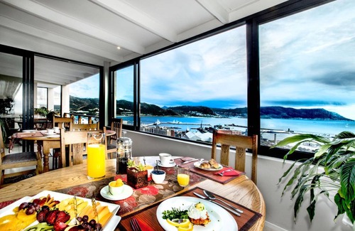 Simon's Town Bed & Breakfast | 500 m² Bed and breakfast ∙ 8 bedrooms ∙ 127 guests