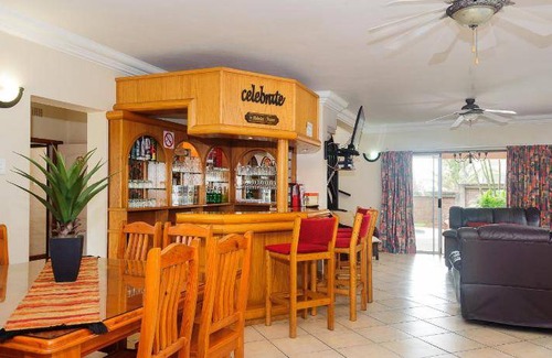 Ballito House | 500 m² House ∙ 5 bedrooms ∙ 10 guests