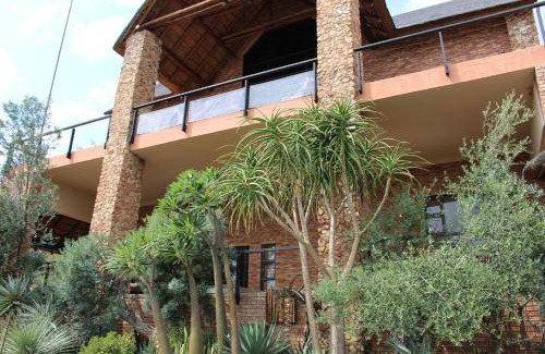 Bela-Bela Villa | 500 m² Villa ∙ 5 bedrooms ∙ 14 guests