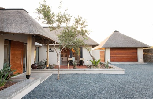 Hoedspruit Villa | 500 m² Villa ∙ 4 bedrooms ∙ 8 guests