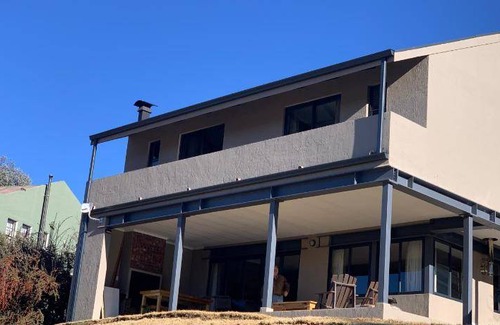 Clarens Apartment | 507 m² Apartment ∙ 5 bedrooms ∙ 12 guests