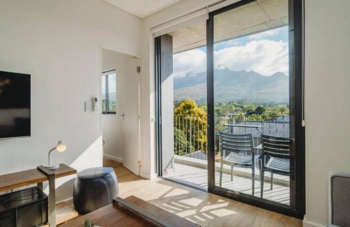 George Central Apartment | 52 m² Apartment ∙ 2 bedrooms ∙ 4 guests