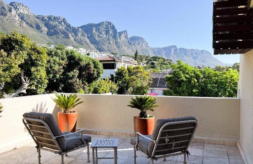 Camps Bay Villa | 53 m² Villa ∙ 127 guests