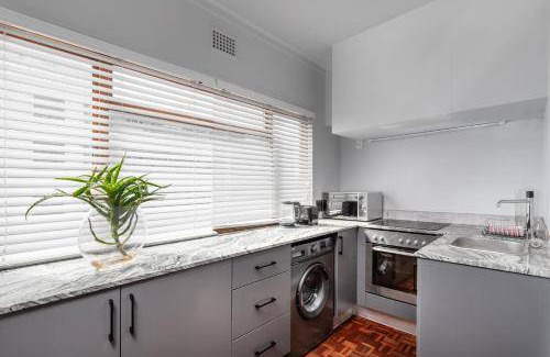 Sea Point Apartment | 55 m² Apartment ∙ 3 guests
