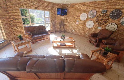 Ga-Segonyana Cabin | 55 m² Lodge ∙ 4 guests