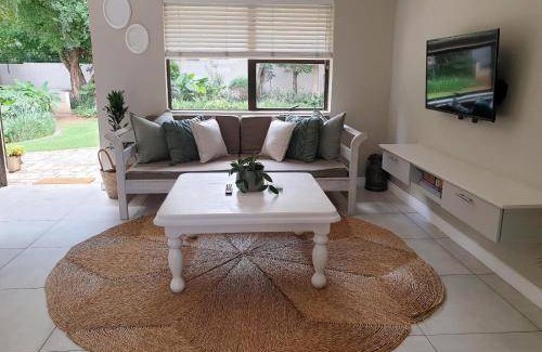 Lynnwood Apartment | 60 m² Apartment ∙ 2 guests