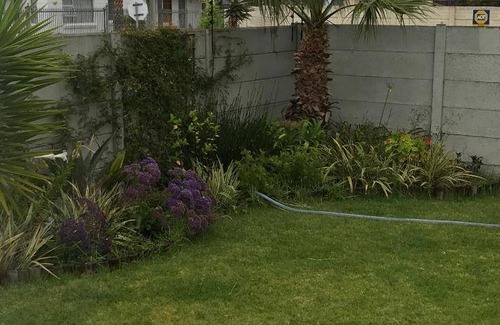 Gordons Bay Central Bed & Breakfast | 60 m² Bed and breakfast ∙ 4 guests
