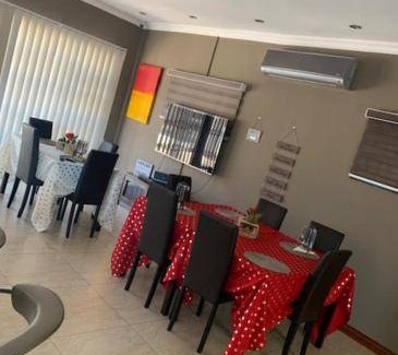 Robertsham Bed & Breakfast | 60 m² Bed and breakfast ∙ 2 guests
