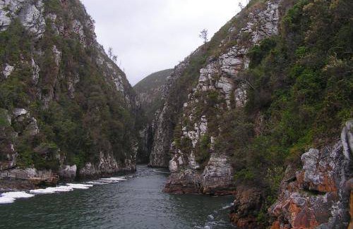 Storms River Ski Chalet | 60 m² Chalet ∙ 1 bedroom ∙ 4 guests