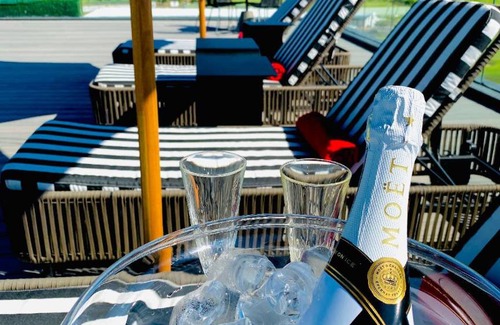 Mouille Point Hotel | 60 m² Hotel ∙ 10 guests