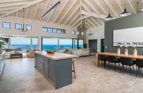 Knysna Apartment | 600 m² Apartment ∙ 7 bedrooms ∙ 10 guests