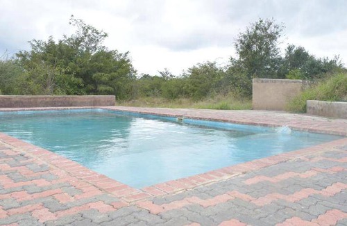 Ha-Lambani Cabin | 600 m² Lodge ∙ 127 guests