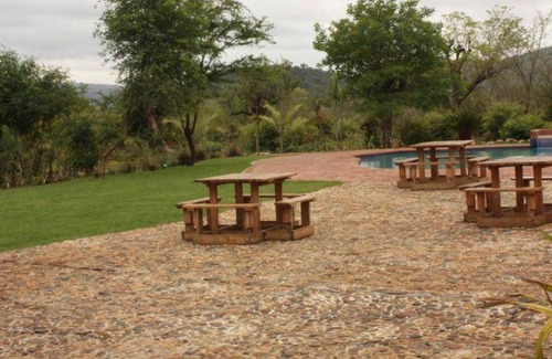 Ha-Lambani Cabin | 600 m² Lodge ∙ 127 guests