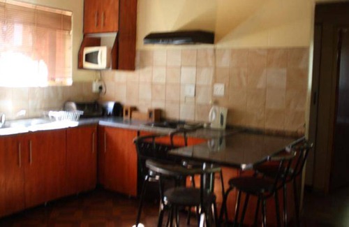 Ha-Lambani Cabin | 600 m² Lodge ∙ 127 guests