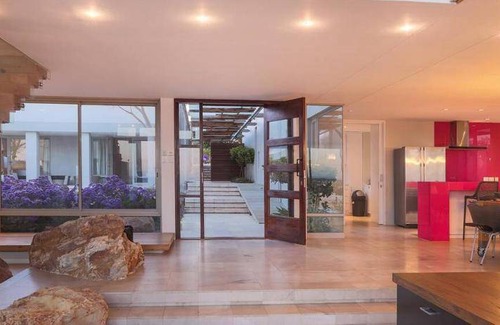 Fisherhaven Villa | 600 m² Villa ∙ 5 bedrooms ∙ 10 guests