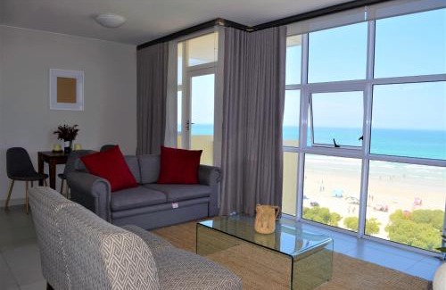 Strand Apartment | 604 St Tropez