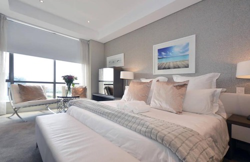 Greater Johannesburg Metropolitan Area Apartment | 615 Sandton Skye