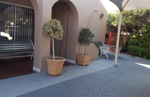 Moses Kotane Bed & Breakfast | 6200 m² Bed and breakfast ∙ 5 guests