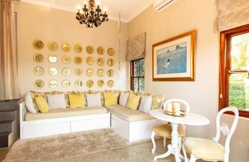 Drakenstein House | 64 m² Farmhouse ∙ 4 guests