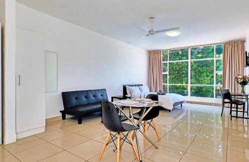 Greater Johannesburg Metropolitan Area Apartment | 65 m² Apartment ∙ 6 guests