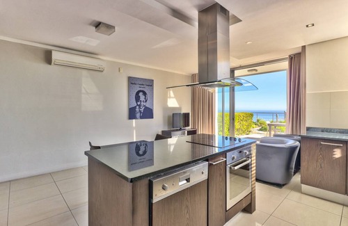 Camps Bay Apartment | 65 m² Apartment ∙ 1 bedroom ∙ 2 guests