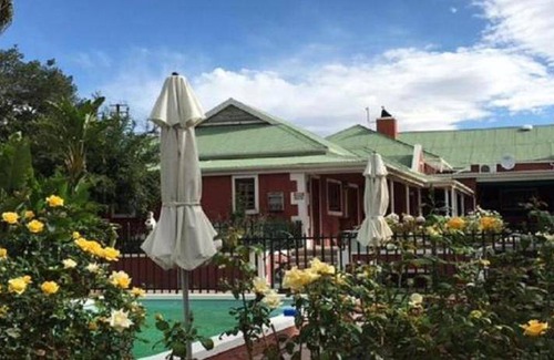 Beaufort West Bed & Breakfast | 65 m² Bed and breakfast ∙ 127 guests