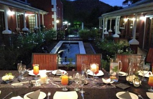 Beaufort West Bed & Breakfast | 65 m² Bed and breakfast ∙ 127 guests