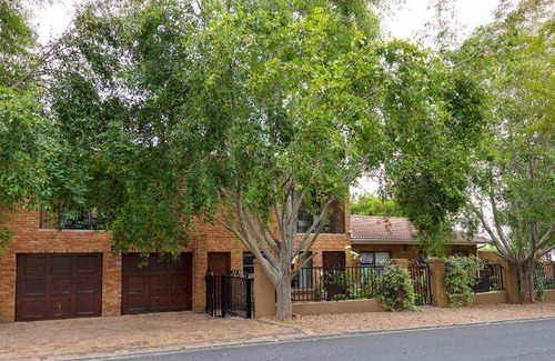 Eikenbosch Bed & Breakfast | 65 m² Bed and breakfast ∙ 127 guests