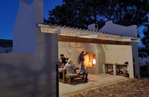 Grabouw House | 65 m² Farmhouse ∙ 2 bedrooms ∙ 4 guests
