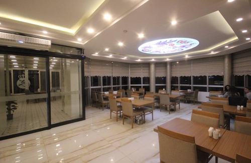 Zara Hotel | 65 m² Hotel ∙ 3 guests